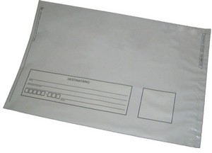 envelope de plástico para correio